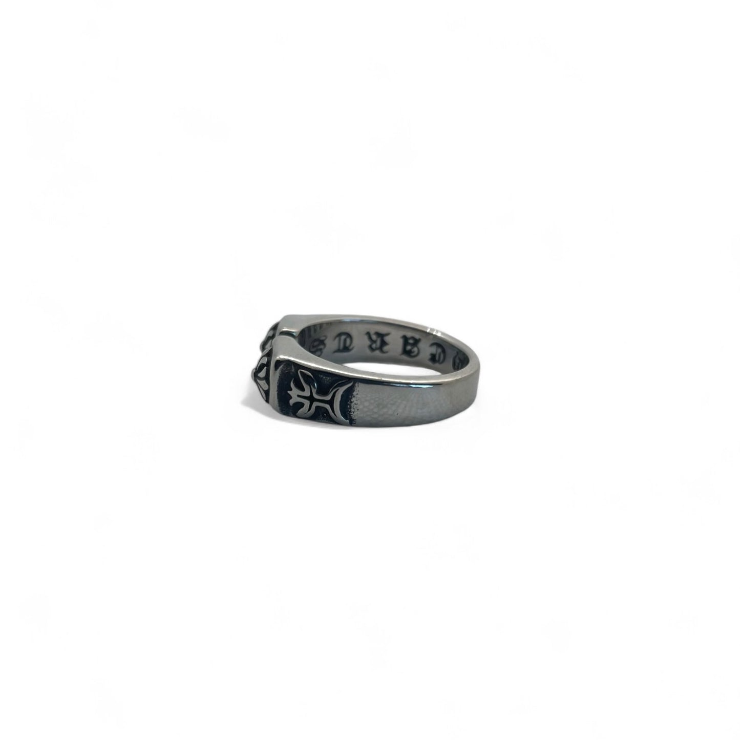 Split Finger Maltese Ring